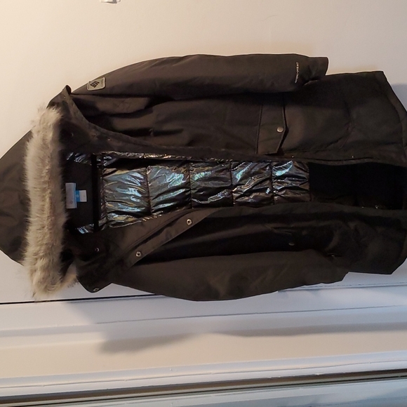 Columbia winter jacket - Picture 2 of 10